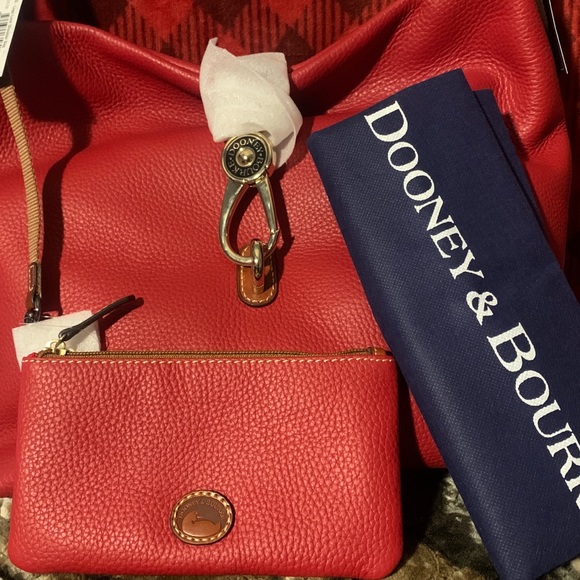 Dooney & Bourke hand bag 💅🏽 - Picture 4 of 6